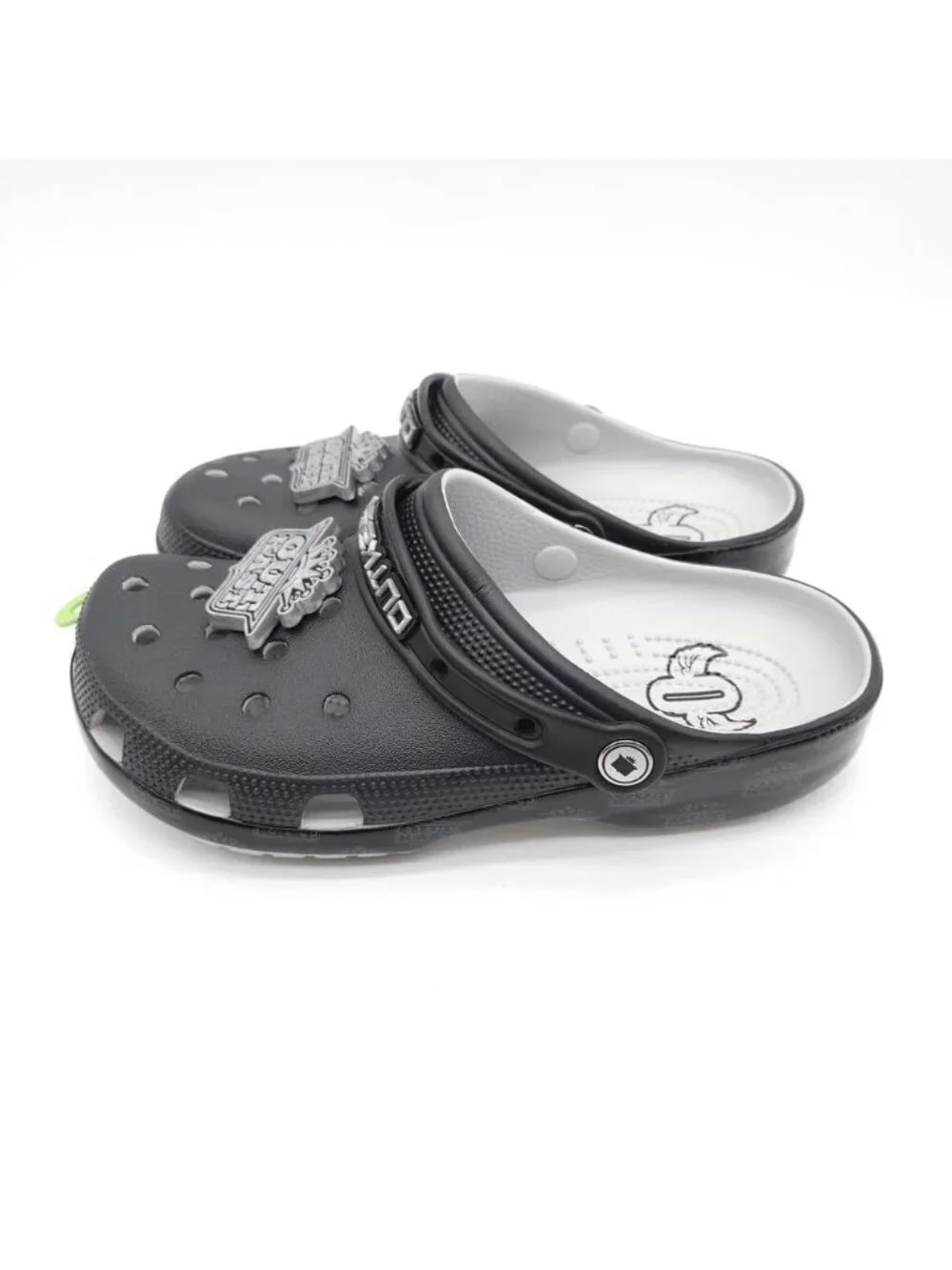 NEW Crocs Black OutKast Classic Clog US Men 11 Black Silver Andre 3000